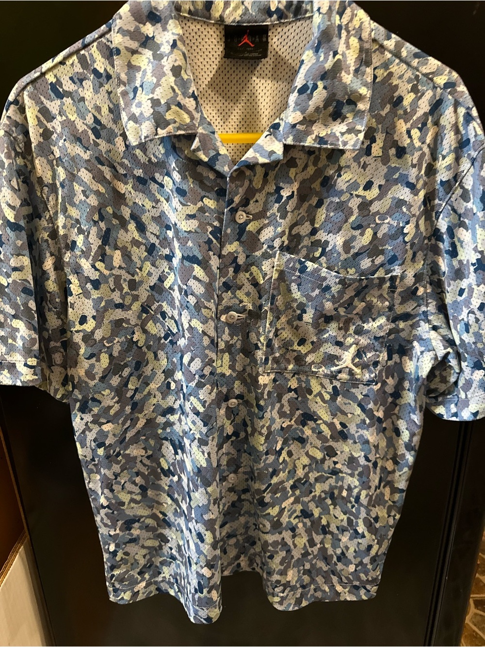 Jordan Blue Multi-Tone Patterned Short-Sleeve Button-Up Shirt